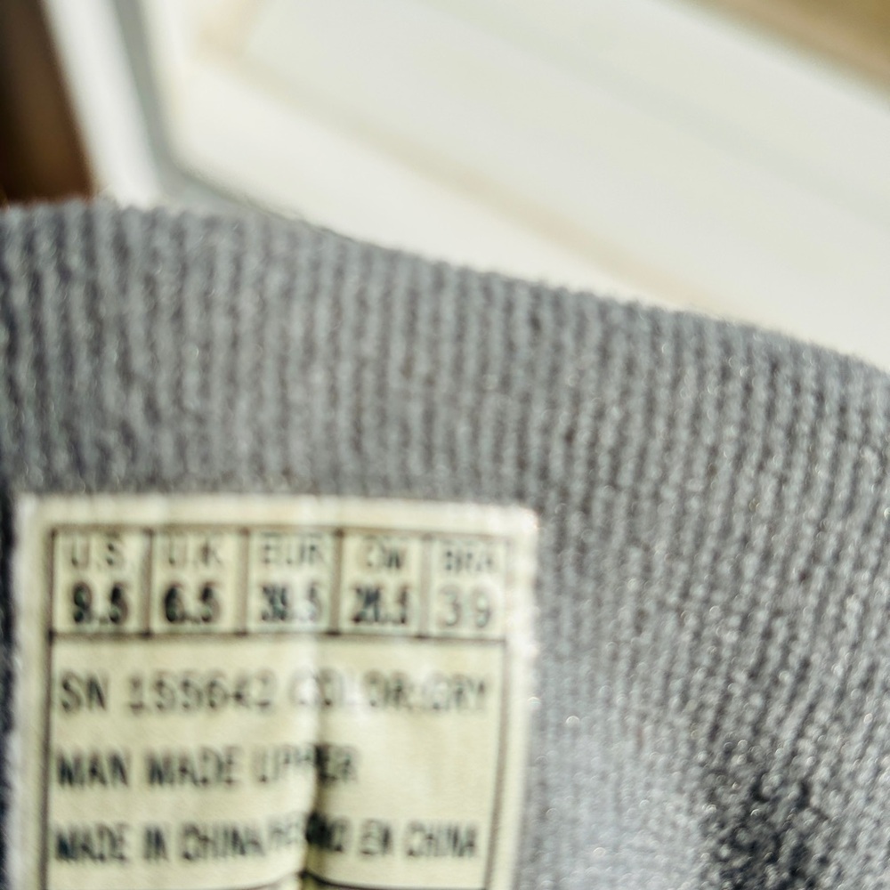 Skechers Women’s Gray Leopard Print Air Cushion Sneakers - Picture 11 of 11